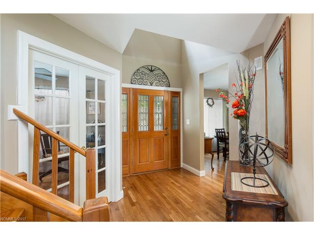 128 Stonecrest Drive, Asheville, NC 28803