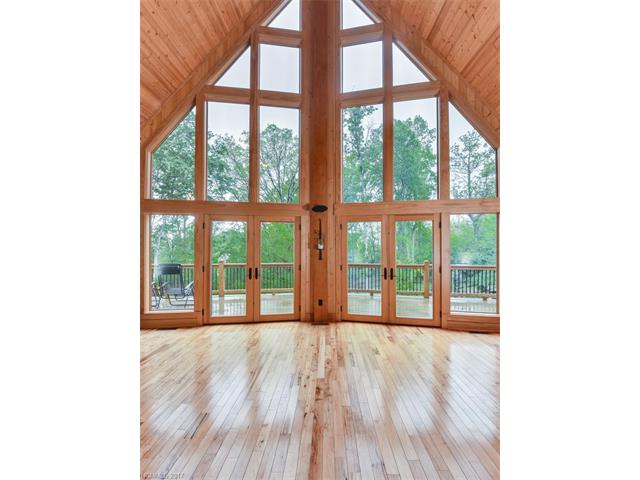 39Floyd Dr, Asheville, NC 28803