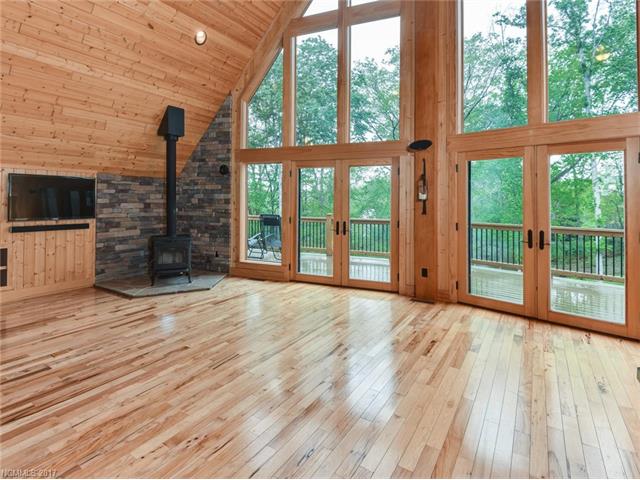39Floyd Dr, Asheville, NC 28803