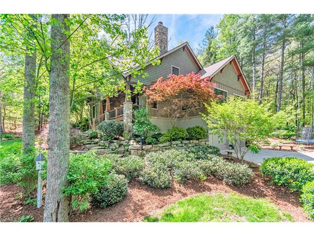 100 Village Pointe Lane, Asheville, NC 28803