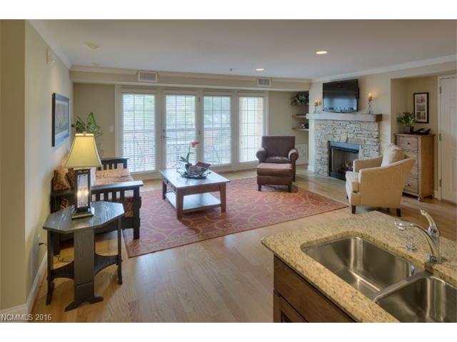 116 Bowling Park Road, Asheville, NC 28803