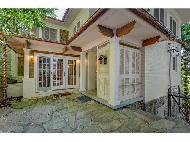 27 Fairmont Road, Asheville, NC 28804