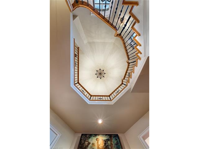 400 Lynn Cove Road, Asheville, NC 28804