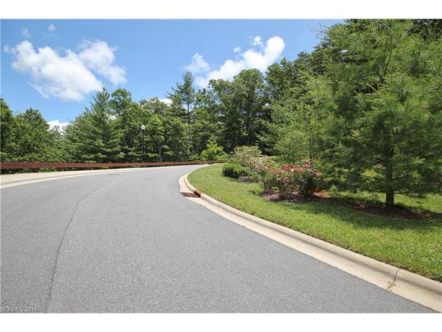 34 Grovepoint Way, Asheville, NC 28804