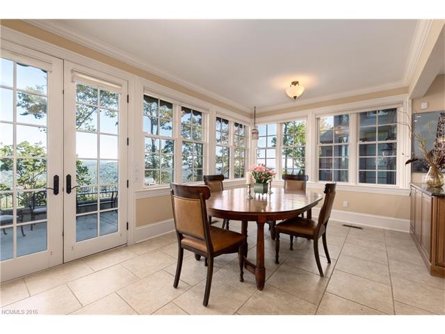 675 Altamont View, Asheville, NC 28804
