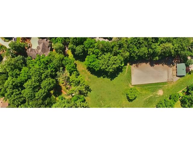 2 Beaver Creek Lane, Asheville, NC 28804