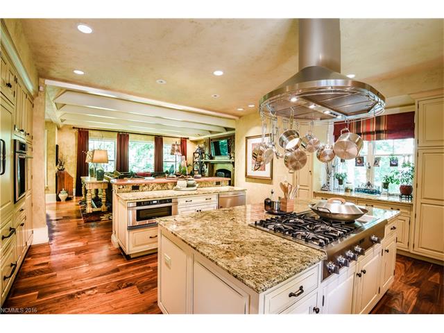 2 Beaver Creek Lane, Asheville, NC 28804