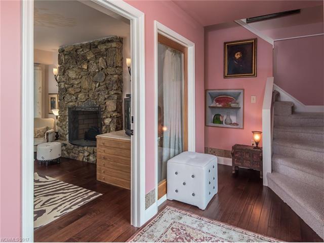 55 Spooks Branch Extension, Asheville, NC 28804