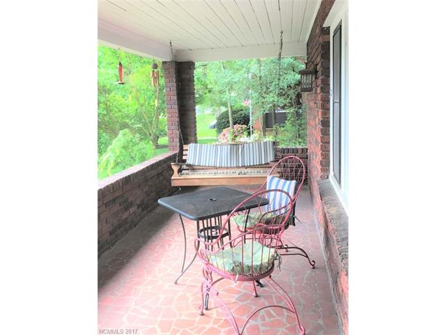 35 Mount Vernon Circle, Asheville, NC 28804