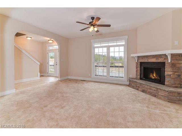 27 Walnut Springs Drive, Asheville, NC 28804