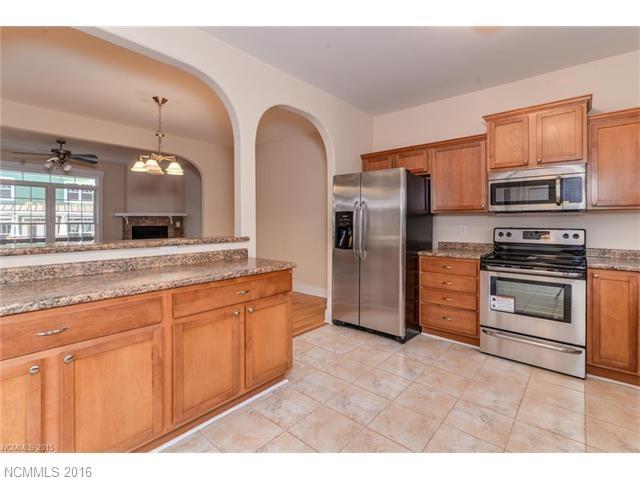 27 Walnut Springs Drive, Asheville, NC 28804