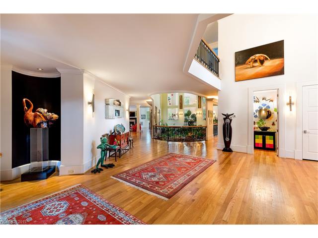 55 Riverview Parkway, Asheville, NC 28805
