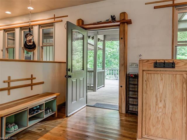 219 Azalea Road E, Asheville, NC 28805
