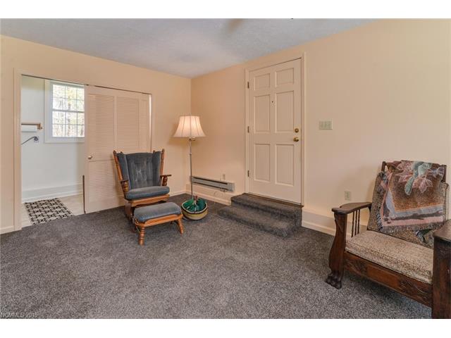 8 Ferncliff Drive, Asheville, NC 28805