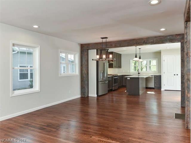 63 Westwood Place, Asheville, NC 28806