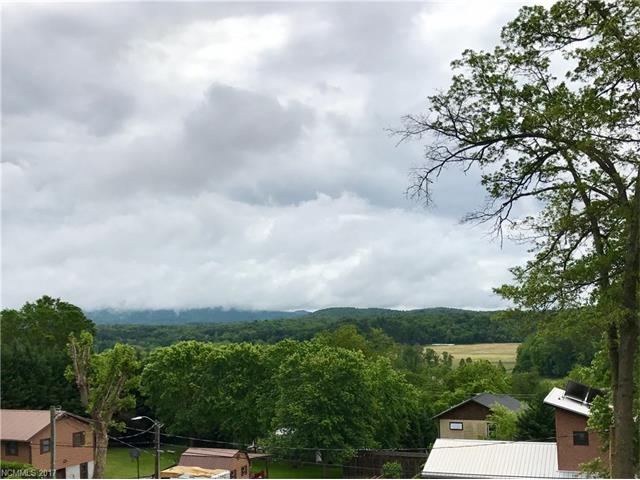 49 Tahkieostie Trail, Asheville, NC 28806