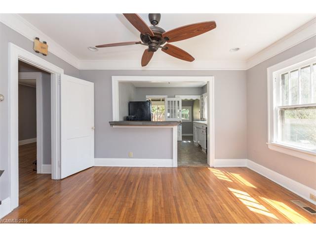 51 Belmont Avenue, Asheville, NC 28806
