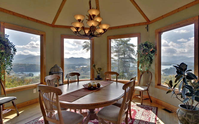 29 CHATUGE HEIGHTS, Hayesville, NC 28904