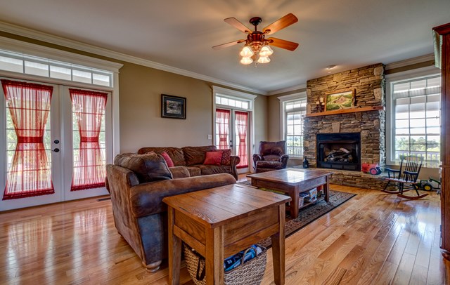 260 Rustling Branch Road, Murphy, NC 28906
