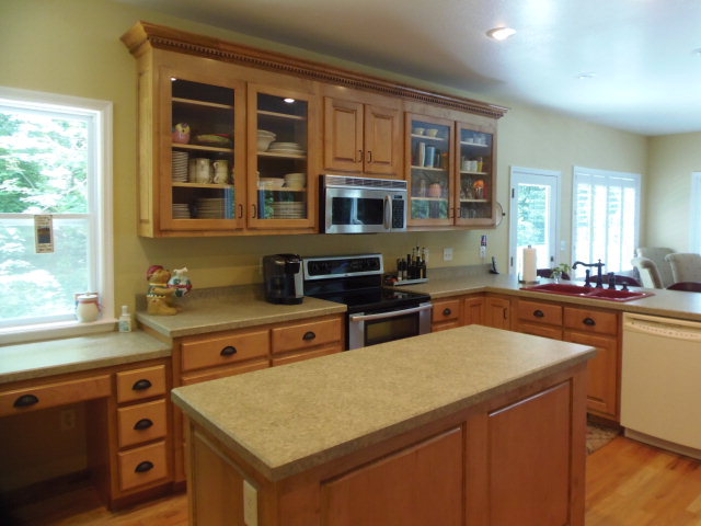 740 Ridgewood Dr, Murphy, NC 28906