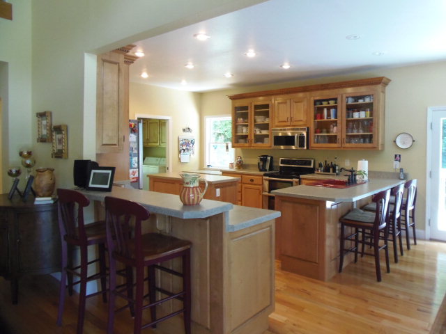 740 Ridgewood Dr, Murphy, NC 28906