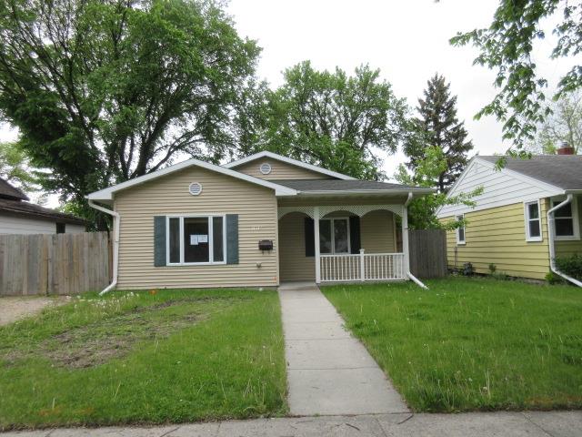 1810 5th Ave SFargo, ND, 58103Cass County