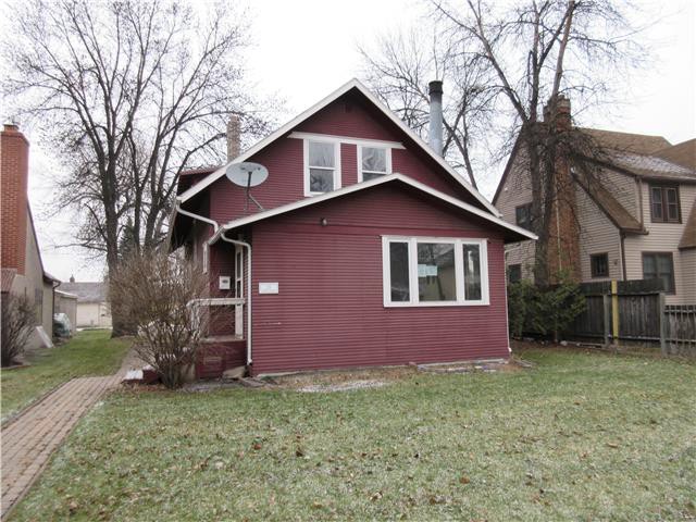 126 Conklin AveGrand Forks, ND, 58203Grand Forks County