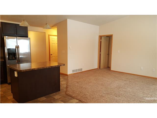 604 11th St NWMinot, ND, 58703Ward County