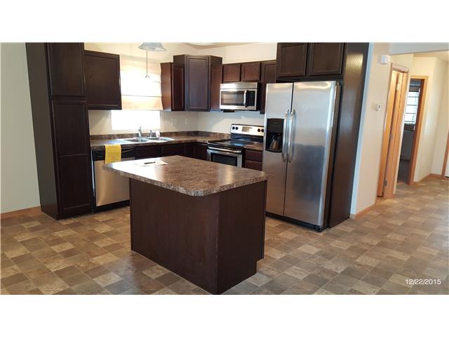 604 11th St NWMinot, ND, 58703Ward County