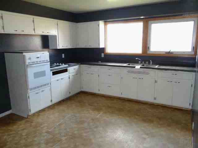 917 16th Ave WWilliston, ND, 58801Williams County
