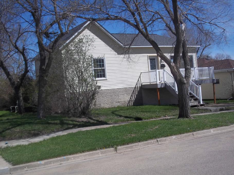 304 3rd St NWWatford City, ND, 58854Mckenzie County