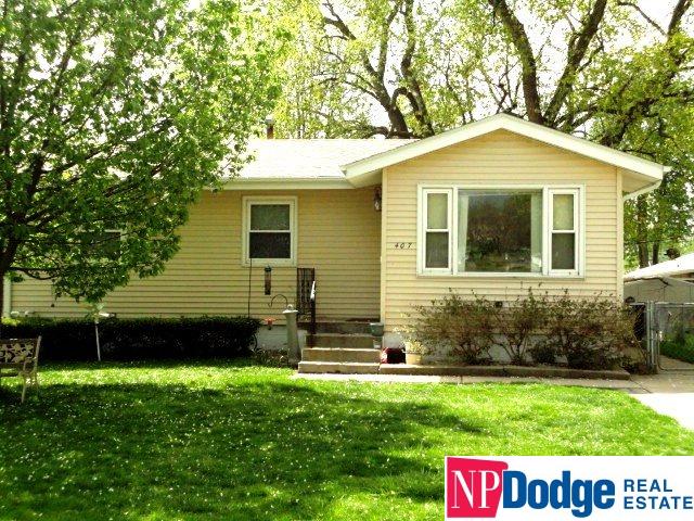 407 W 22nd, Bellevue, NE 68005