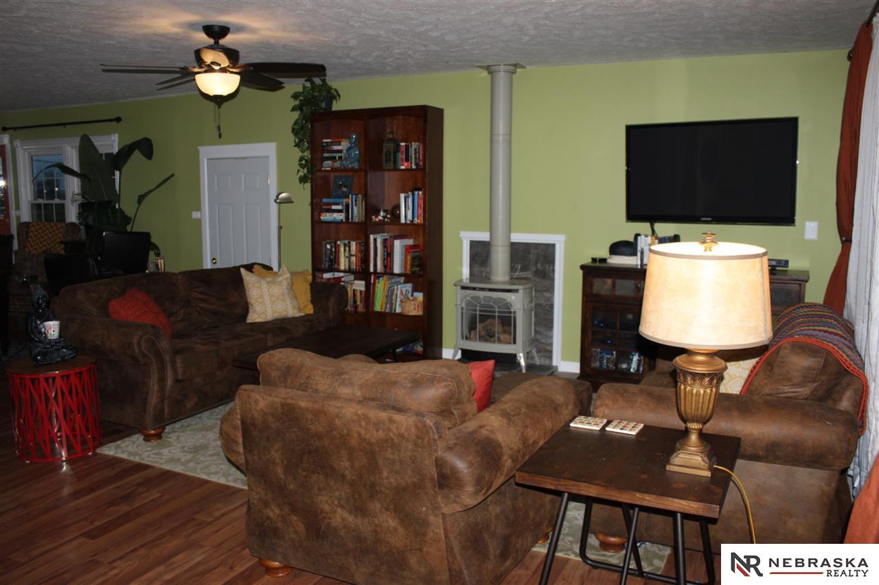 1213Bellaire, Bellevue, NE 68005
