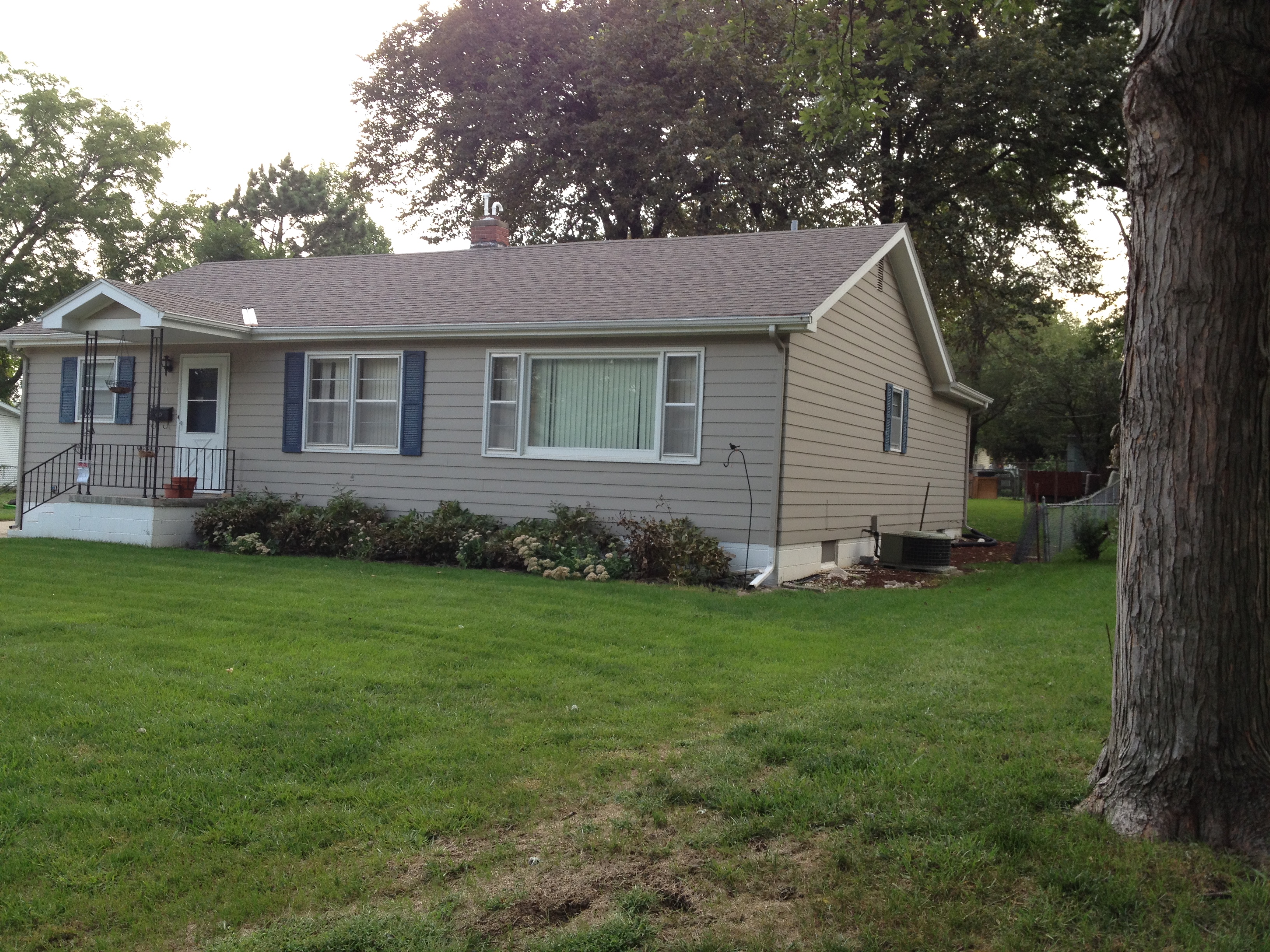 2406 Crawford, Bellevue, United States 68005