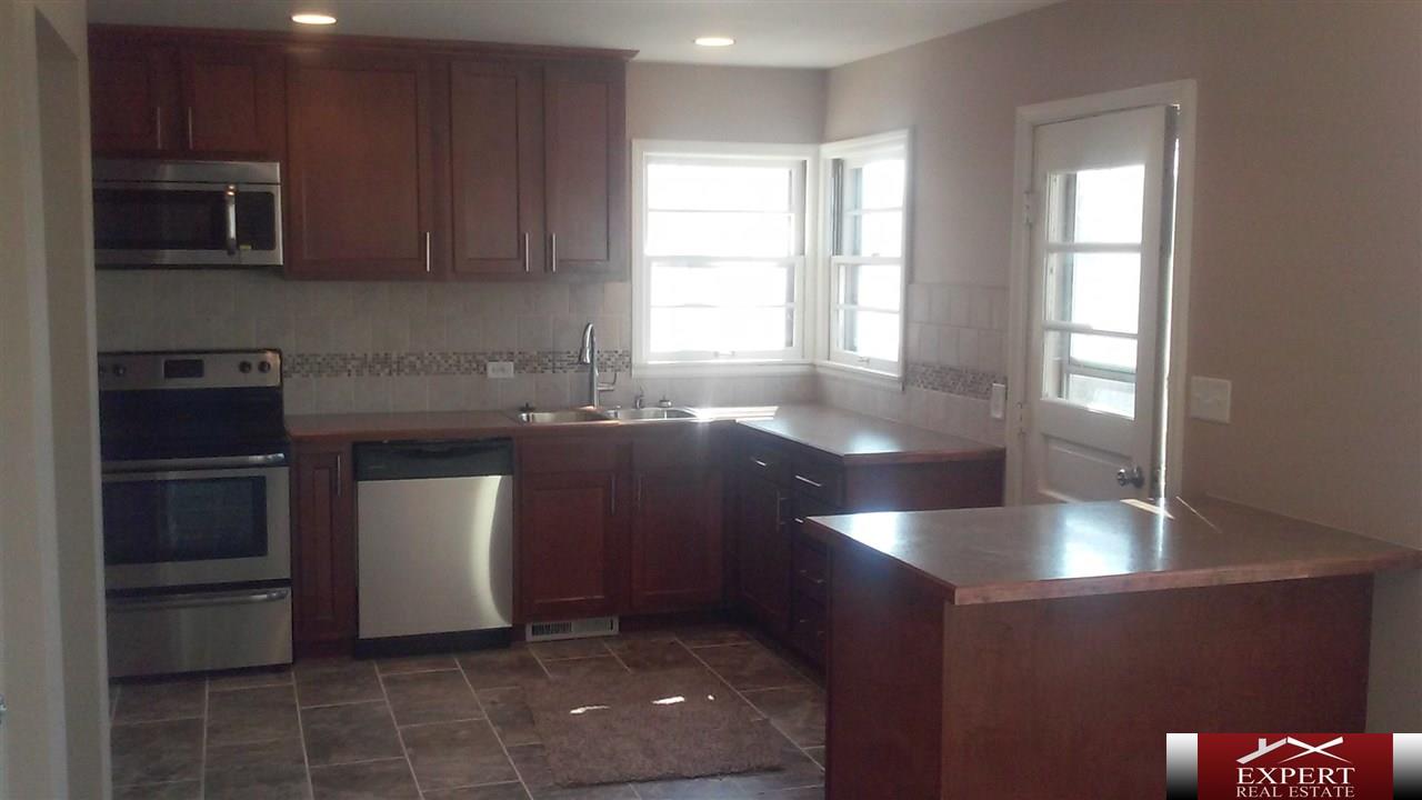 1216 N BELLEVUE, Bellevue, NE 68005