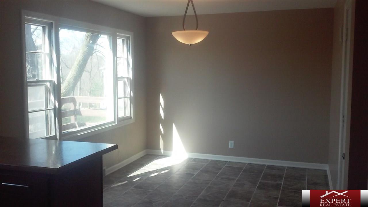 1216 N BELLEVUE, Bellevue, NE 68005