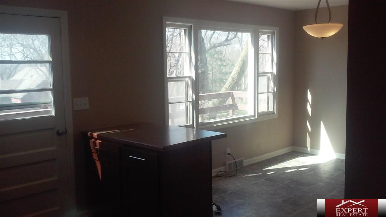 1216 N BELLEVUE, Bellevue, NE 68005