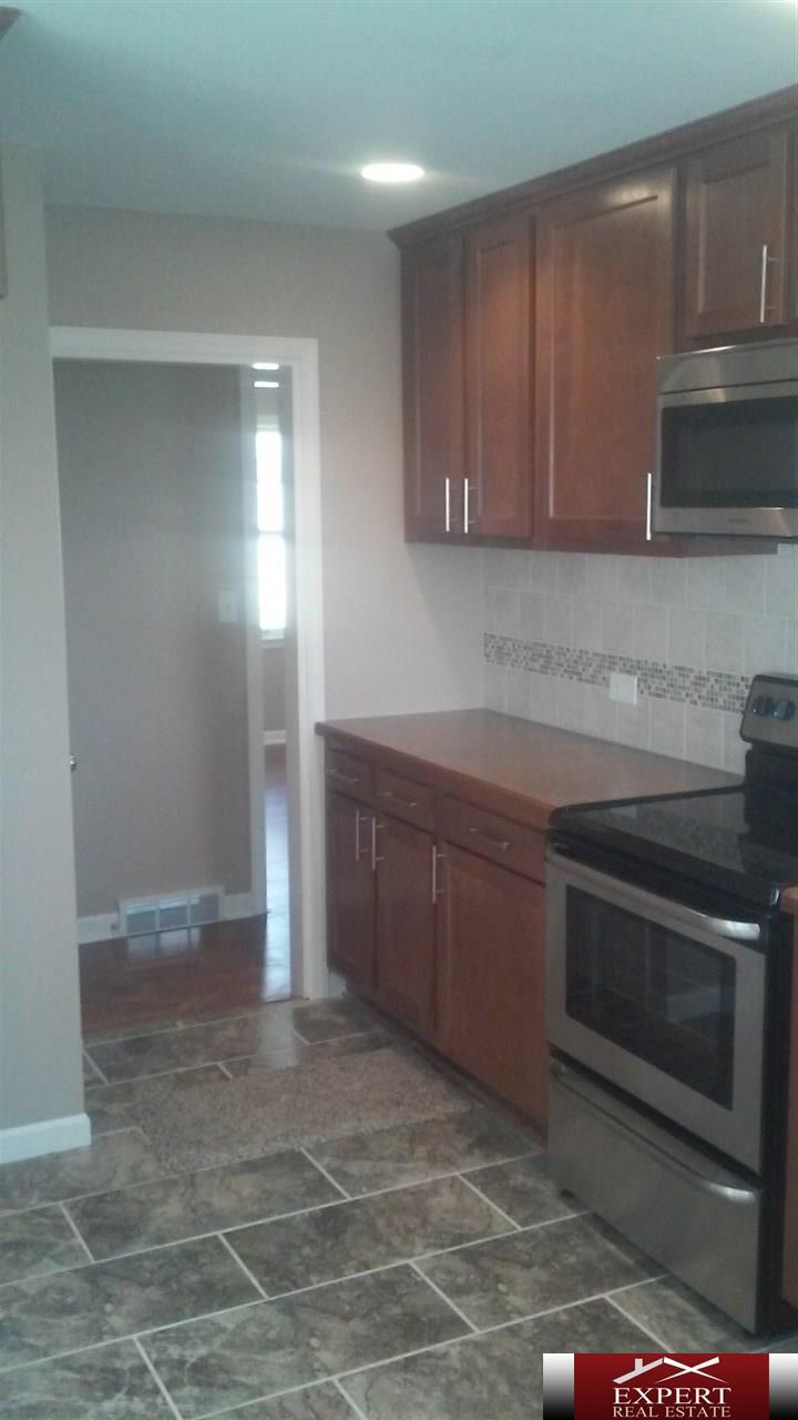 1216 N BELLEVUE, Bellevue, NE 68005