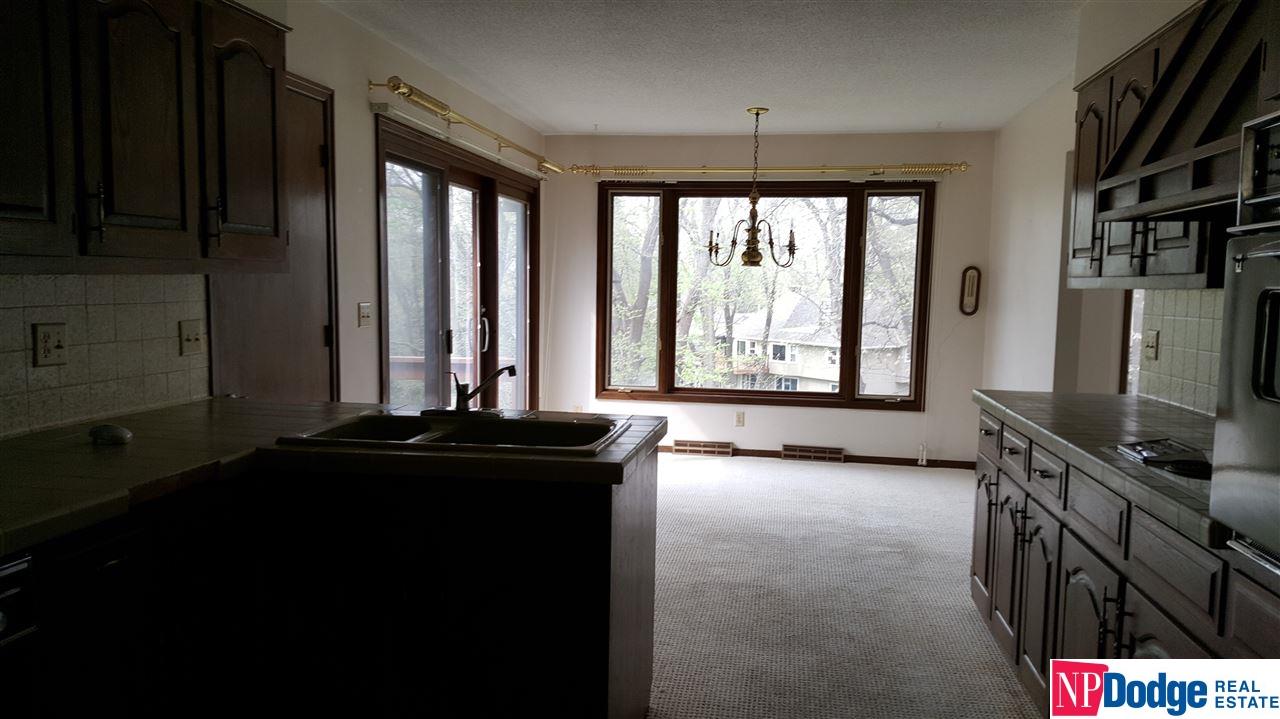 810IVY, Bellevue, NE 68005