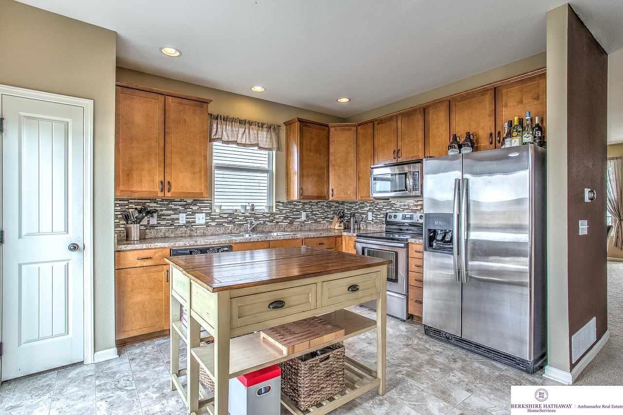 8005 N 150, Bennington, NE 68007