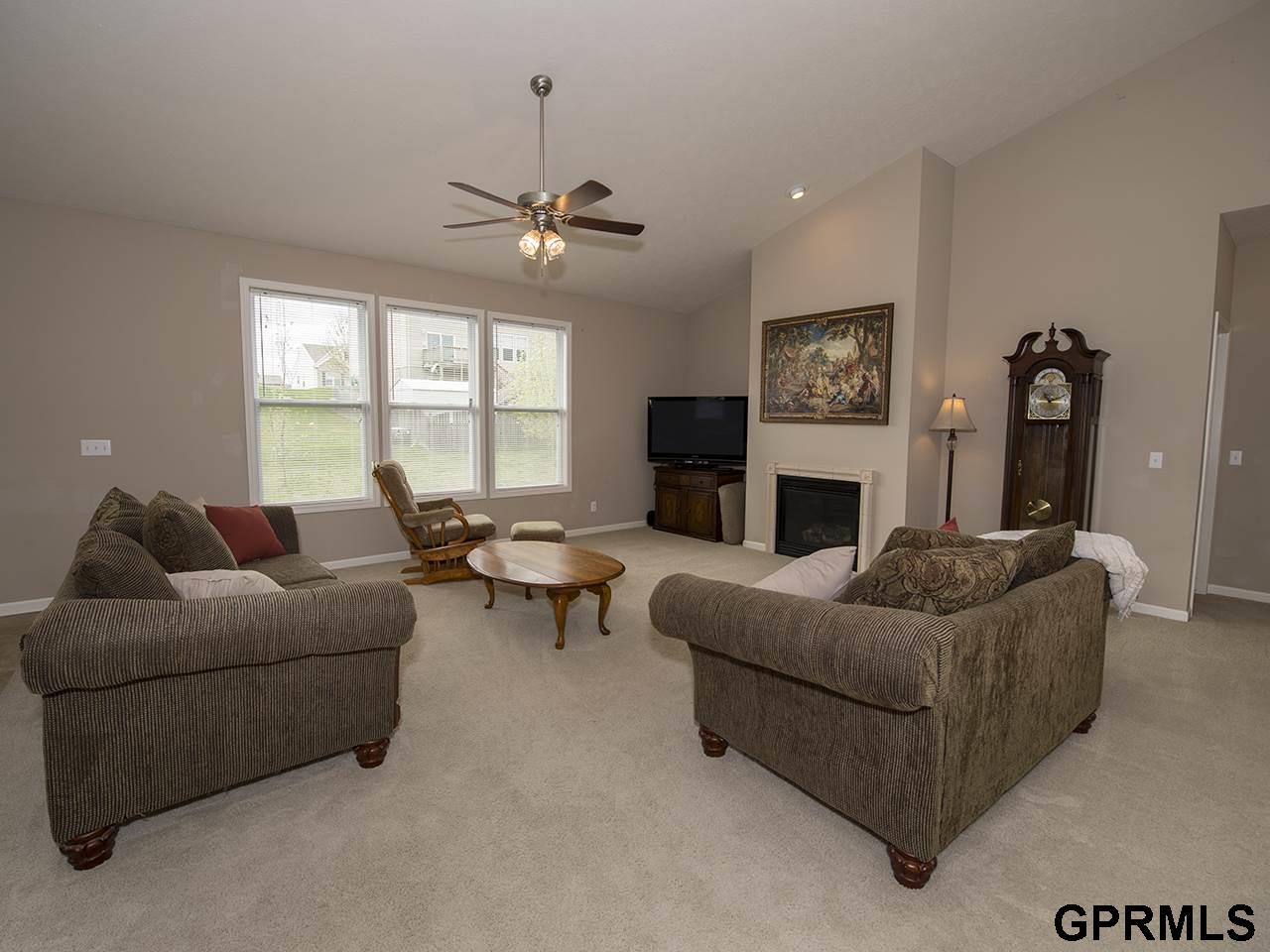 8808 N 157th, Bennington, NE 68007
