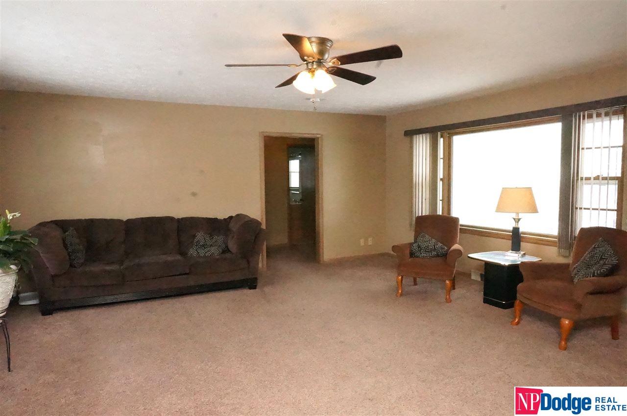 641 S 17, Blair, NE 68008