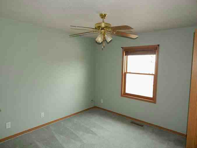 1043 S 5th AveDecatur, NE, 68020Burt County
