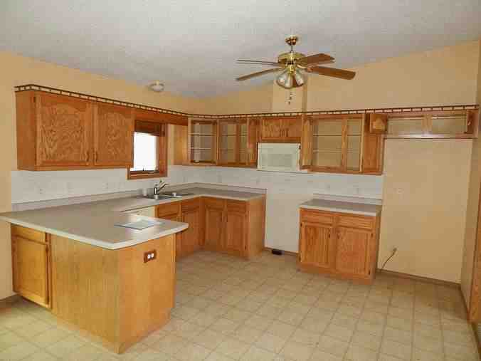 1043 S 5th AveDecatur, NE, 68020Burt County