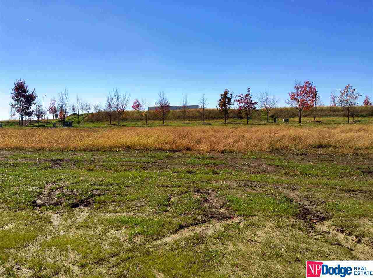 1701 S 219, Omaha, NE 68022