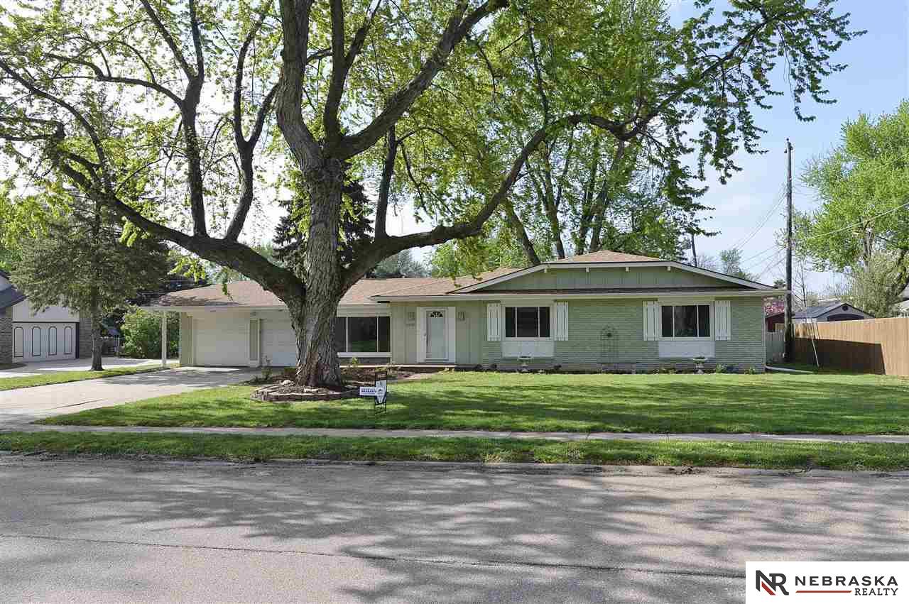21735Edgevale, Omaha, NE 68022