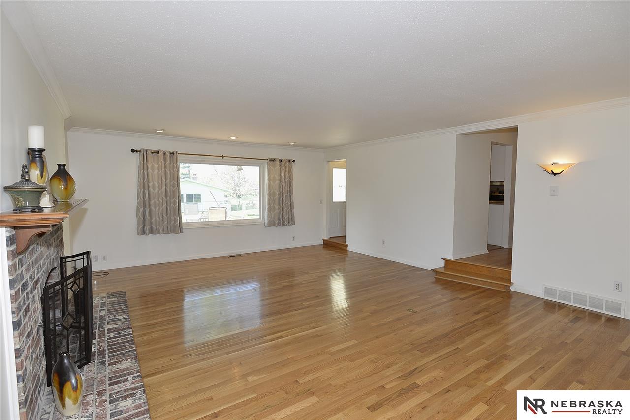 21735Edgevale, Omaha, NE 68022