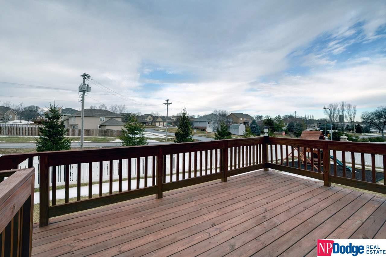 1520 N 209th, Omaha, NE 68022