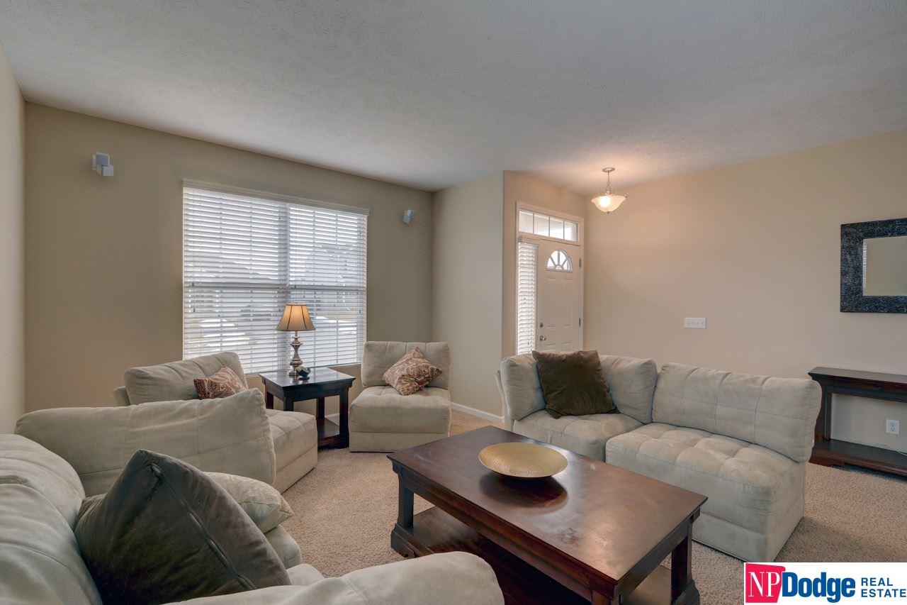1520 N 209th, Omaha, NE 68022