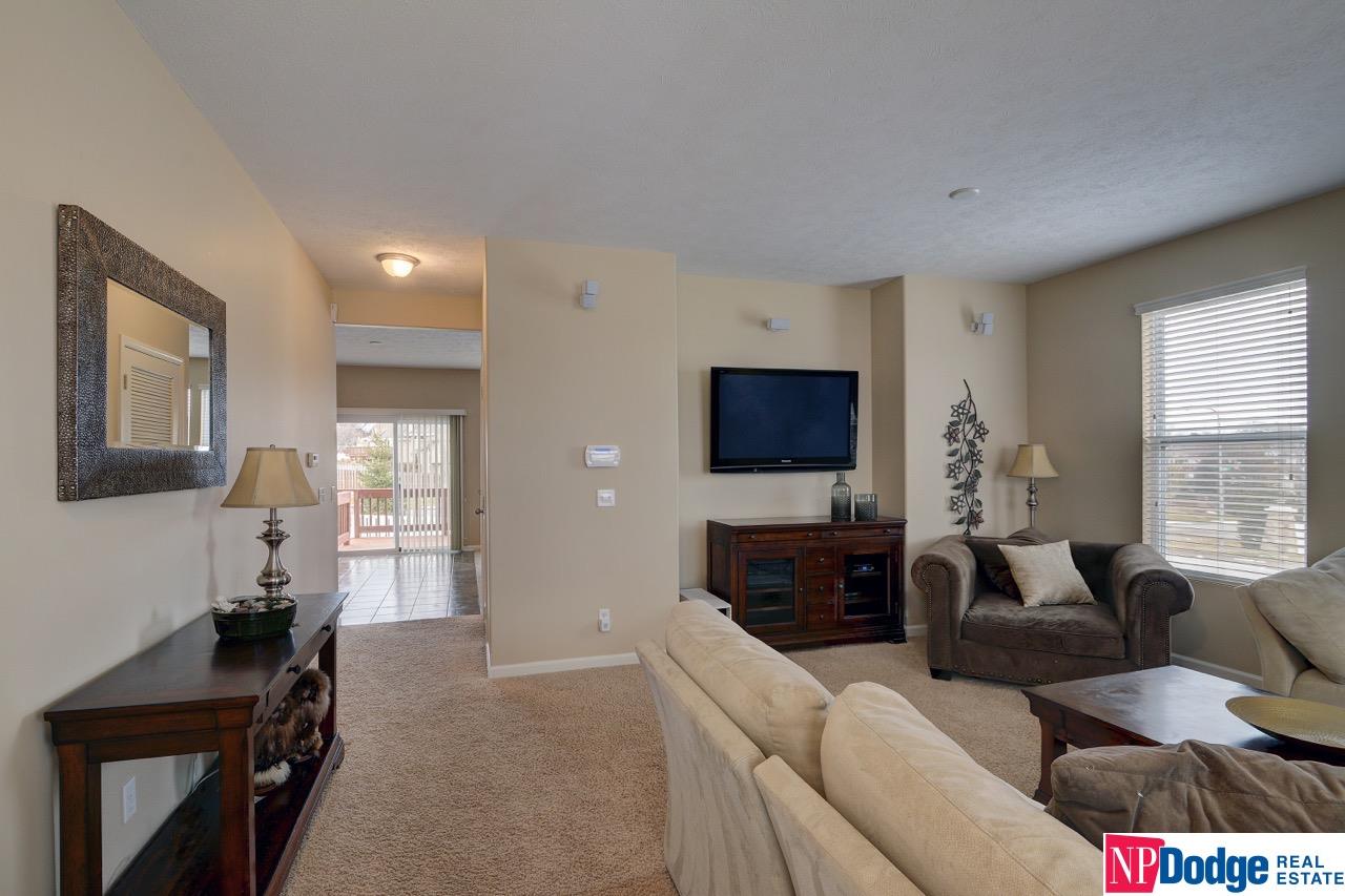 1520 N 209th, Omaha, NE 68022
